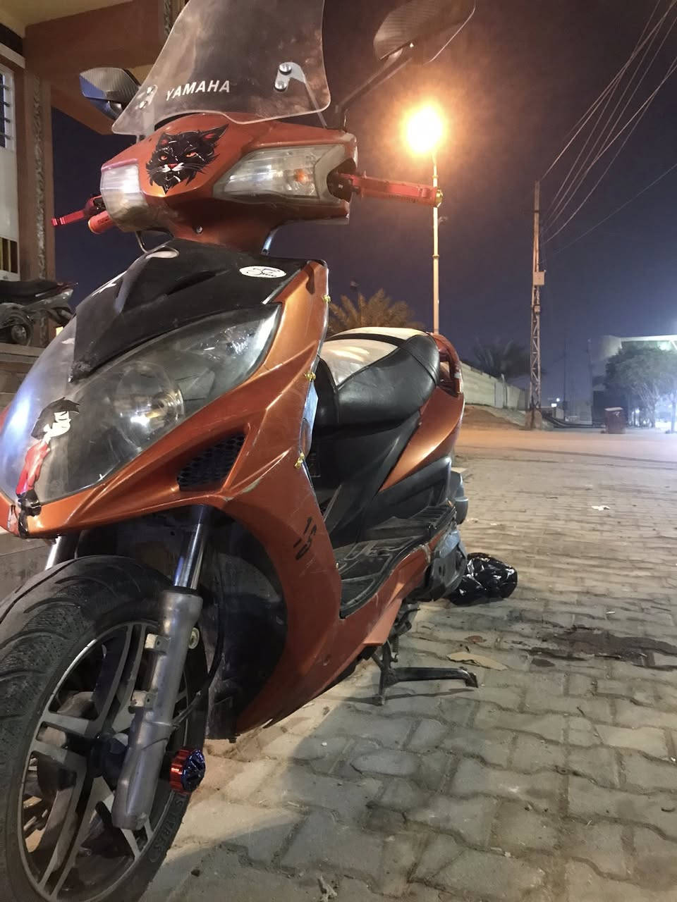 السلام عليكم

دراجه كايمكو  ١٥٠ نضيفه الدراجه مكفوله من ناحيه :

الدراجه شعله معدك اشك الكاع ✅

كهربائيات كلها شغاله 👍🏻

الدراجه نكره سلف ✅

بريكات شغاله ✅

دبلات نضيفه✅

كفرات مختمه كامله✅

وياله رياضي تايرات نضاف✅

دبل اشاره + اشاير يمنه يسره + هورن كله شغال ✅

مكينه مكفوله شرط مامفتوح ✅  

مكاني  عامرية

سعر الدراجه ( 700) 
للاستفسار ***********
