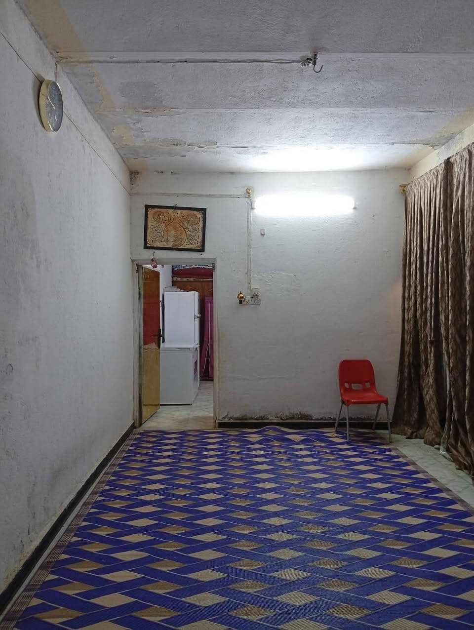 🏠 بيت للبيع – فرصة مميزة 🏠
📐 المساحة: ١٠٠ متر
صاله 
إستقبال
غرفه 
حمام 
وترك 
وصحيات برة 
طابق واحد 
لايوجد بي درج
📍 الموقع: العوفية – محافظة ميسان
📄 السند: موجود (طابو)
بيت مناسب للسكن العائلي
منطقة هادئة وقريبة من الخدمات
البيع جاد والسعر مناسب
📞 للاستفسار والسعر التواصل خاص


**إذا كنت صاحب هذا الإعلان وتريد حذفه لأي سبب، رجاءا أرسل رسالة إلى الدعم الفني**