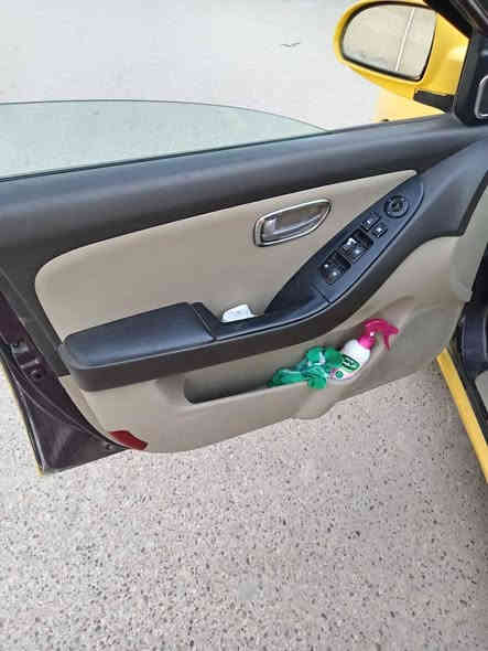 السلام عليكم الانتر 2007 سياره كول نقص ما بيه صبغه جديده تبريد حداديه دوشمه تنته مغلفه بدون دواخل ضربته جالملغ جهت اليمن ومصلح نفسه السعر 85
***********
