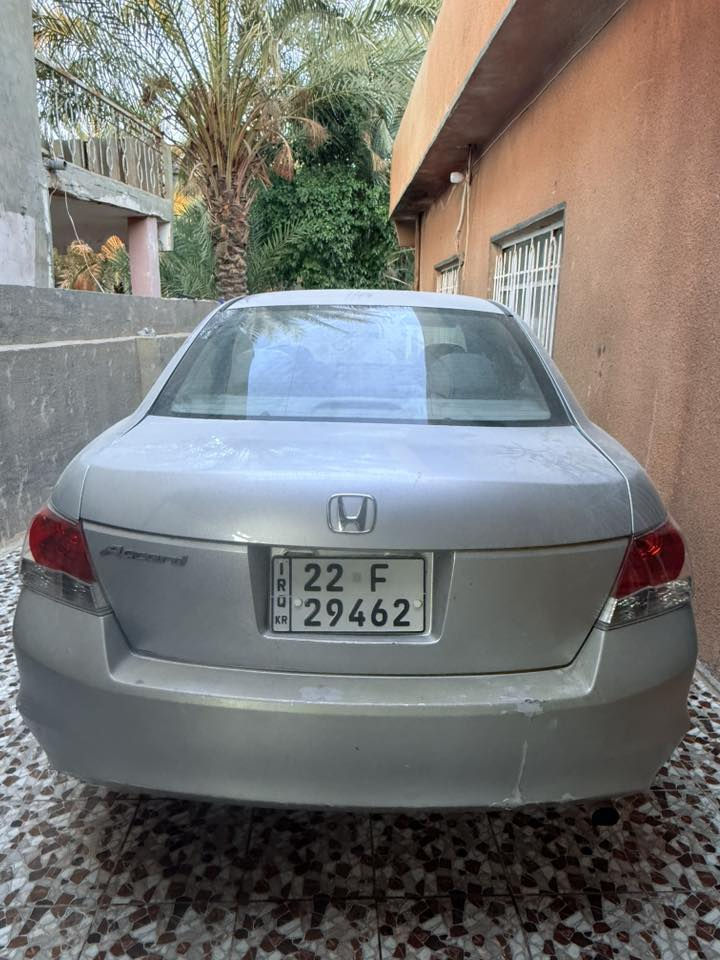 اكورد 2009 امريكي رقم دولي تحويل مباشر محرك وكير بحاله جيده صدر وتايرات بحاله جيده بيها صبغ قطعتين جاملغ امامي يمنه وجاملغ خلفي يسره صبغ اثر جراد بدون معجون والباقي مكفول مكان السياره صلاح الدين الضلوعيه السعر المطلوب 90 وبي مجال حگ الجيه
للأستفسار اكثر الاتصال ***********
