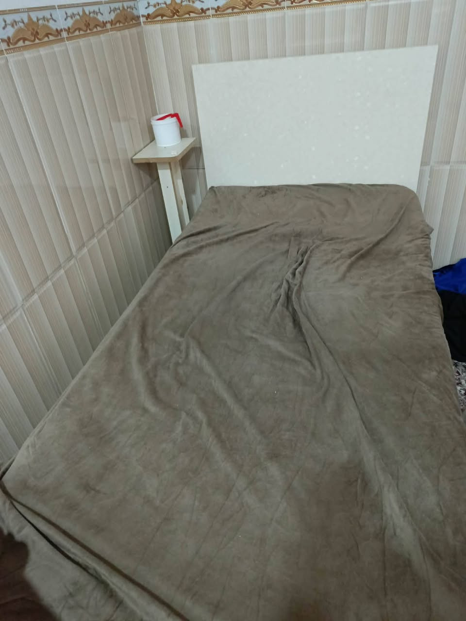 فۆڵۆمان بکەن
هەرچیت هەیە بەزوترین کات بەباشترین نرخ بۆتان ئەفرۆشین
 دۆڵابی تورکی پاکوبئ عەیب کلار
مەکینەی ڕاستە دورمان بەشەرت وشاحینەی هەیە سموود
سیستەم یەک نەفەری دەست کرد  کەلار 
 بۆ پەیوەندی ڤایبەر واتساپ ***********
