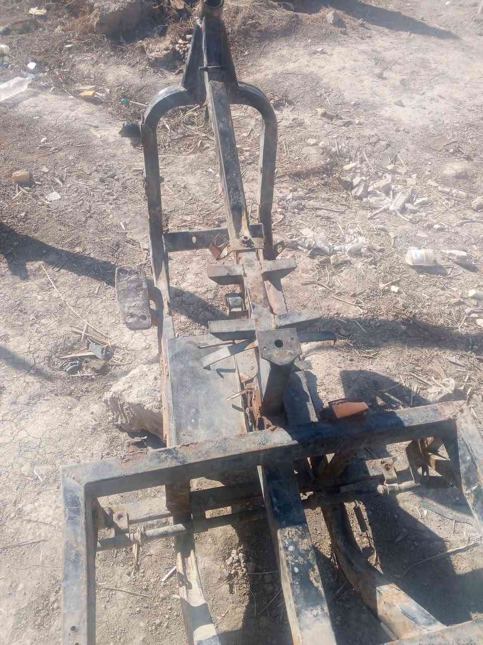 السلام عليكم شاصي امتيار 13 شاص باللحيمات بسيطات الشاص بدون اللي يريده يخابرني يريدهه هو ويالته والاكشن سدر مكان يحله الشوملي يريد يخابرني ***********
