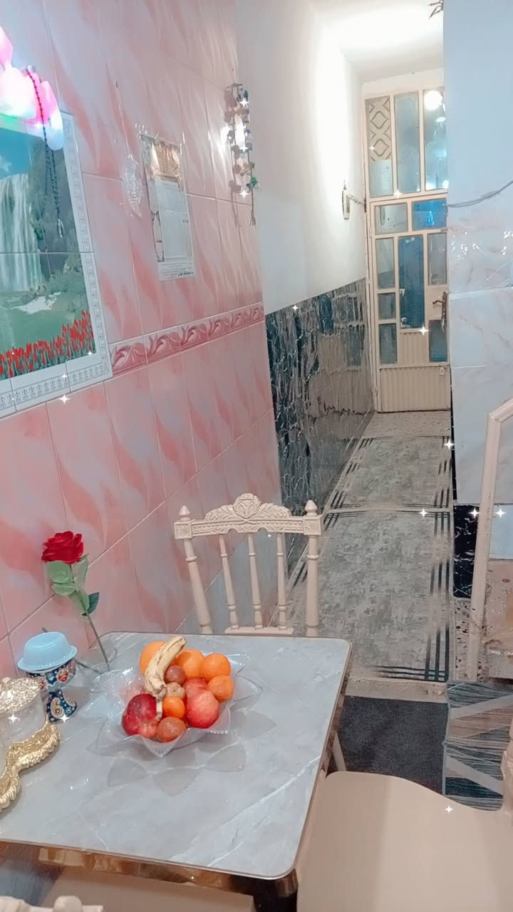 سلام عليكم بيت مساحة ٥٠م واجهة ٥ نزال١٠ يحتوي كراج مدخلين استقبال مطبخ منور خدمات درج طابق٢ غرفة كبيرة حولي تصير غرفة سطحين بيتونة زراعي سند ٢٠٢٦+وكالة الشعب شارع أبو ماهر، ثالث بيت عن، شارع العام سعر ٨٥ بيه مجال استفسار تصال ع الرقم***********
