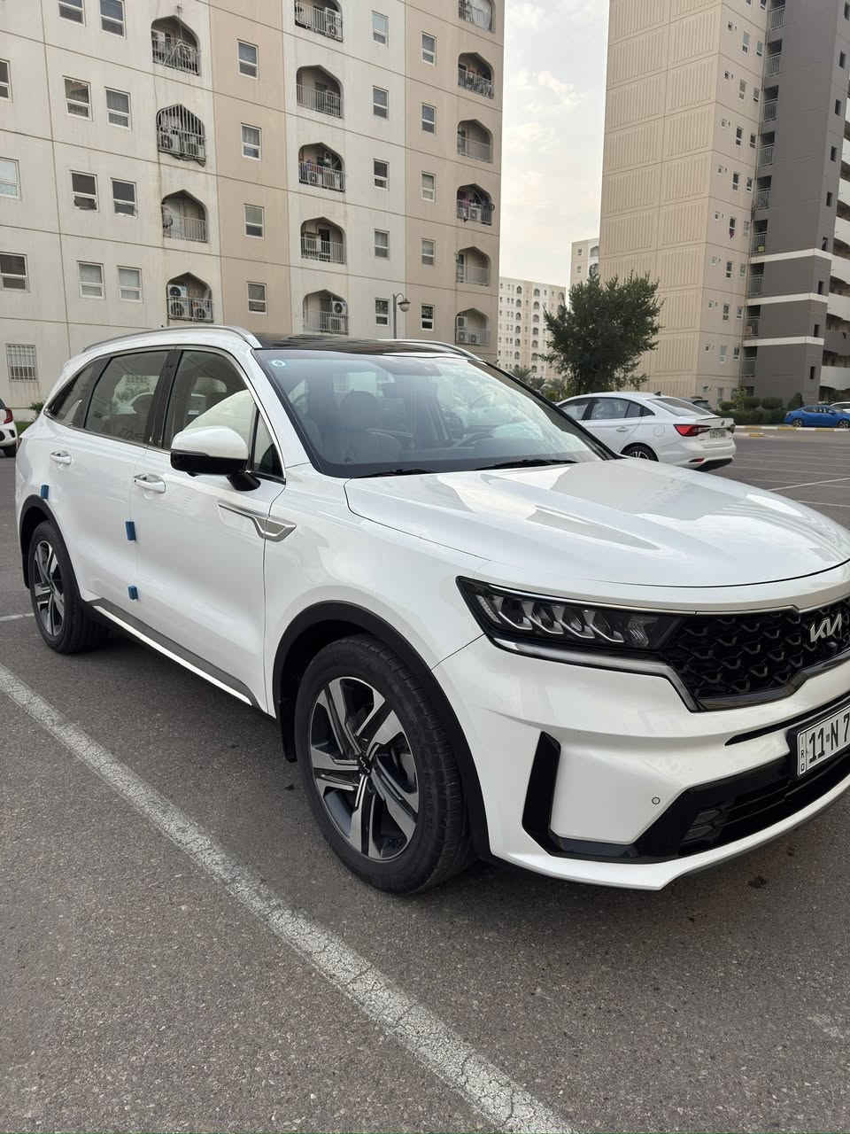 فول مواصفات 1/1 خمس كامرات

6 سلندر / 7 راكب

 

مواصفات 

فتحة سقف بنراما 

بصمة تشغيل عدد 2+ ابواب + جنطه 

كامرات ( 360ْ ) خمس كامرات 

كشنات تدفئه وتبريد 

كشنات جلد بيجي 

كشنات كهرباء

تشغيل عن بعد 

شاشه دجتل متغير حسب وضعيت القياده 

سبع وضعيات قياه

( COMFORT+ECO+SMART+SPORT

     + SNOW+ SAND+MUD )

اتو هولد توقيف في الازدحام 

سايد بريك بصمه 

تبريد 3 قطع مناخ منفصل

اناره داخليه متغيره 

خمس عدسات 

شاشه تدعم ابل كار بلي + اندرويت اوتو

حساسات اماميه + حساسات خلفيه 

شفتات ستيرن 

كير ماوس

شحن لا سلكي

مري شفط + اشاير مري

ويل كب حجم 19 

فور ويل AWD

تحديد سرعه كروز 

مساعد نزول منحدرات 

بردات خلفيه ابلاديه

وباقي المواصفات 

مكفوله من الصبغ فقط بارد بالصندوك والجاملغ مأشر علي بالصور السيارة باسمي شرط التحويل موجوده ابغداد

ماشيه 64

السعر 288 وبيها مجال 

للاستفسار الاتصال غير متواجد على الفيس

***********
