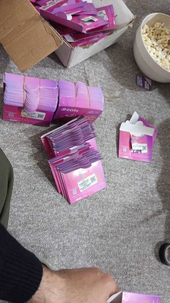 خطوط كلك بدون مستمسكات نت شهري مفتوح اتصال 4ساعات يوميا ضمان ❤️سعر الخط 35متوفًر توصيل جميع محافضات
للإستفسـار مراسله الصفحه ☎️
وتساب ***********
