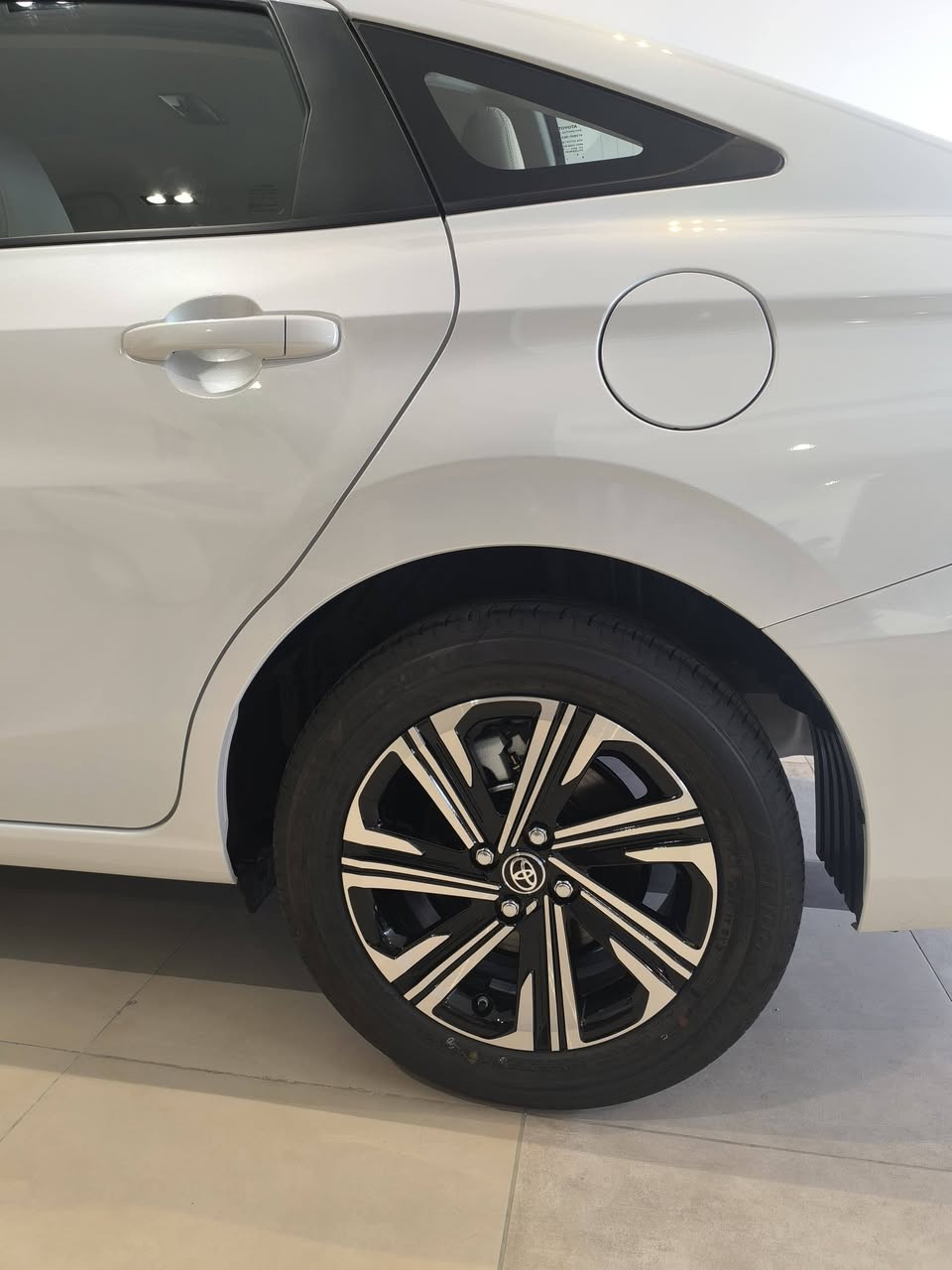 تويوتا يارس فول مواصفات 2025 
حساسات اماميةخلفية 
محرك 1.5 اقتصادية كلش
 مدوشمه وجاهزة 
سايدبريك كهربائي 
سبيرها ما مفتوح
 لايت ليد 
كلوب ضباب خلفي
 السيارة اعلى فئة بالنسبة للمواصفات باليارس
 ماشية 19 الف
 مرايات شفط
 تحديد مسار
 سيارة عالية اعلى من الكورلا
 وبيها خدمة صيانه تبديل زيت وفلاتر بشركة ساز مجاني 
ماخذها من شركة ساز
السيارة بدون رقم بعدها فحص 
السعر 180 وبيها مجال 
العنوان البصره _ سفوان 
للاستفسار *********** / ***********
