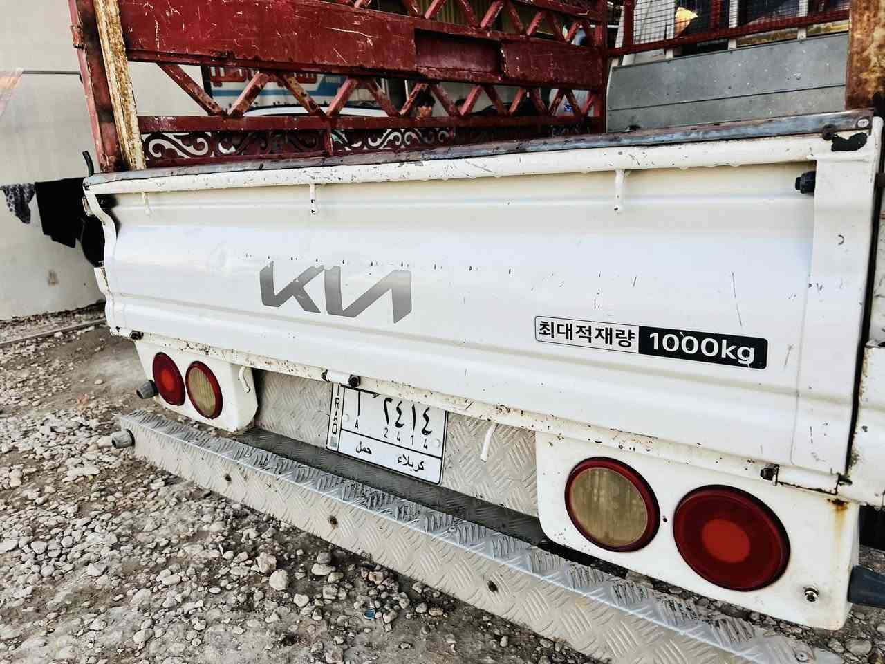 كيا بنكو للبيع موديل 2007 مكينه 3000 مفتوح قبق ابيض مكفوله من الصبغ   مكان السياره بابل حله 
رقم موبايل ***********
