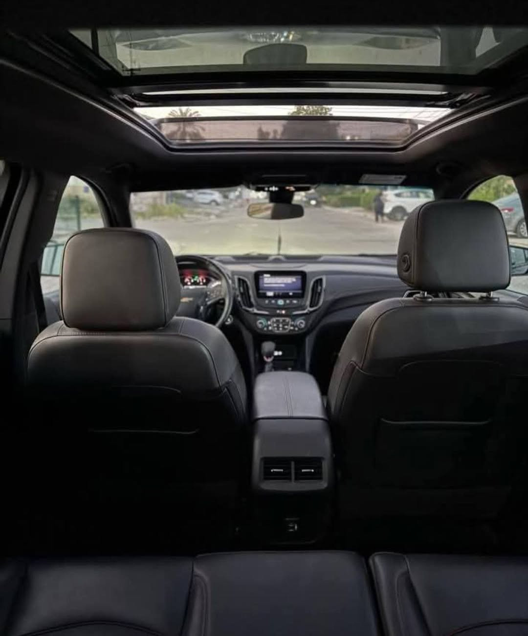 شوفرليت كوينكس ٢٠٢٢ فول سياره حادثه بنيد مبدل فقط سعر ١٦٥ وجاملغ نفسه معمر فقط مراوس راف فور ***********
