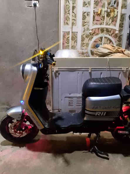 السلام عليكم شباب اليوم عنده دراجه شحن ار11 للبيع مراوس بيراني الدراجه صالي 14من شتريتهه الشراي يجي خاص و الدراجه مكفوله العنوان بصره قظاء المدينه يم احمد ابن علي الدراجه نضيفه الرقم***********
