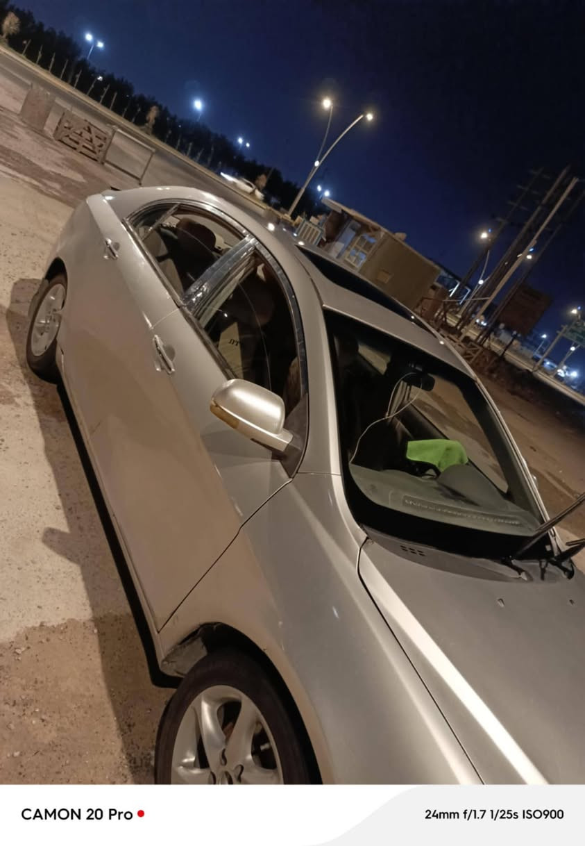 ام كراند موديل 2012 سنوية تنتهي 2027 راعيهه يمي انسان طيب تتحول ثاني يوم ...كير محرك كورلا 1800 السيارة مصبوغه عام جمالية قبل كم سنه...بس بيهه تلحيضات خياسات داخل البيبان يعني براحتك تعوفهن تخليهن  ابيعلك هيج بس كير محرك كفالة محرك كفالة من التبخير واالتنقيص ترايك وين ما تحب سيارة حلوة ومكاني البصرة شط العرب شارع الاكوات ثالثة للتواصل *********** السعر سهله للشراي ومناسب بس بدون كسران يرحم والديكم
