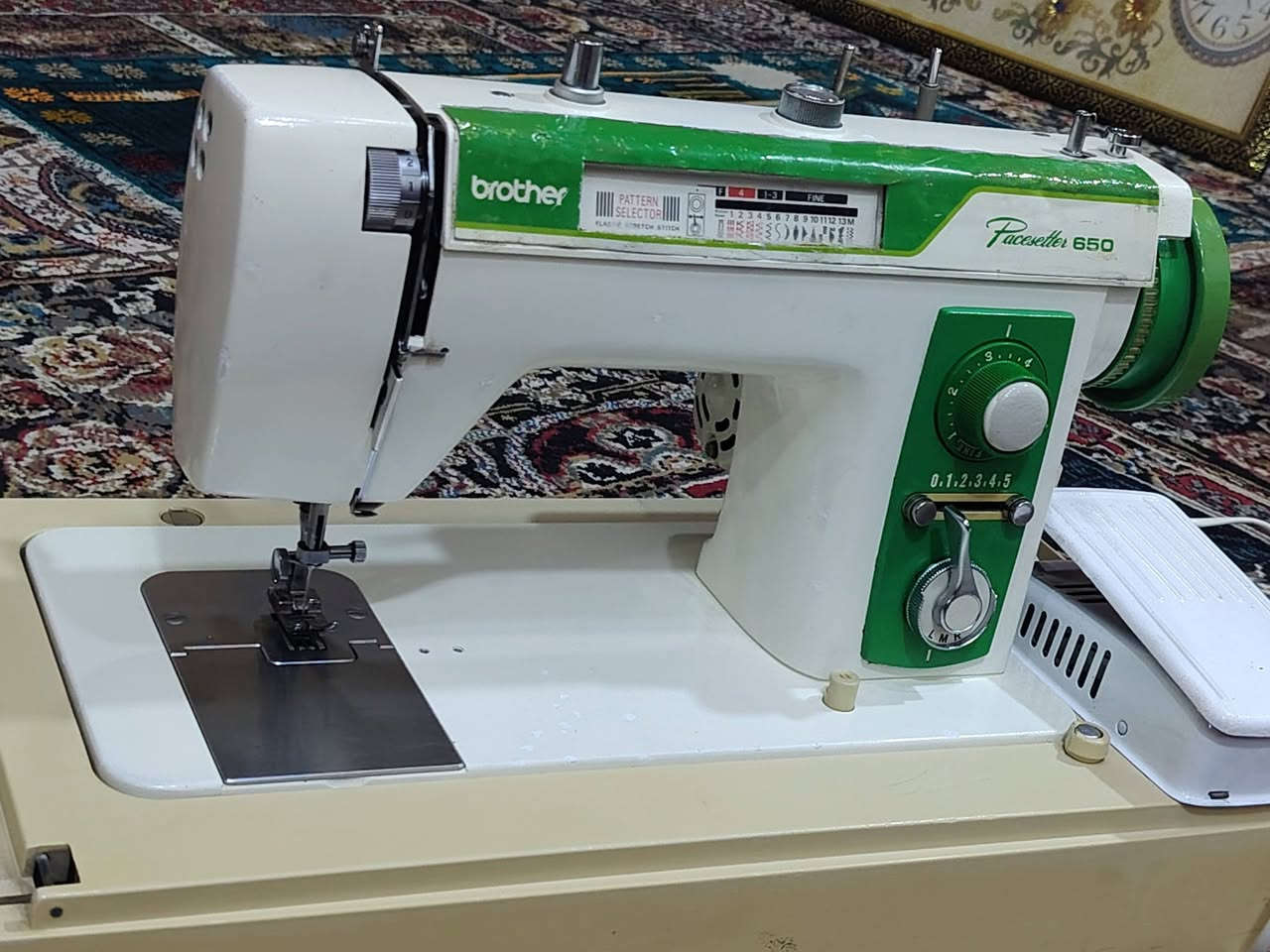 مكينة برذر مؤسسة ياباني خياط وتطريز نظيفة سعر ١٧٠ وياها ملحقاتها ماطورها ودواستها ياباني مال الشركة مكينة ناعمة المكان ناصرية متوفر توصيل


**إذا كنت صاحب هذا الإعلان وتريد حذفه لأي سبب، رجاءا أرسل رسالة إلى الدعم الفني**