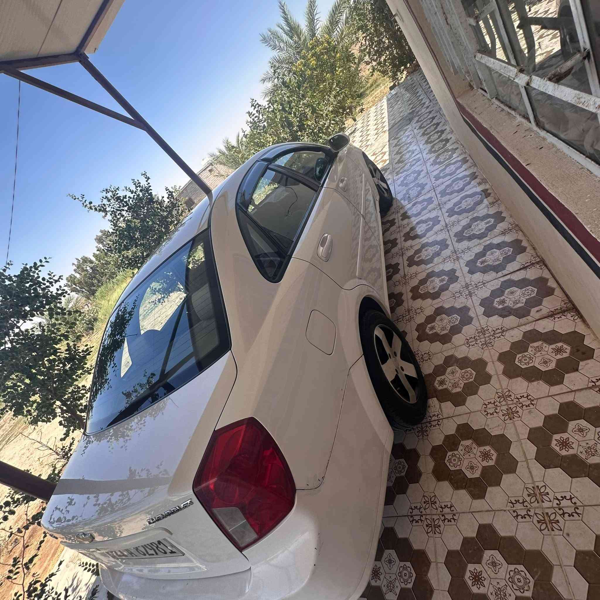 أوبترا للبيع 2010 سياره حلوه مال بيت مال جناي تبريد ثلج تدفئه نار ماشيه 2880 بدون دواخل رقم سليمانيه سنويه لل 31 هزه جديده محرك كير شرط بيها باردات قليله  السعر 85 وبيها مجال قليل مكانها ديالى بلدروز ***********
