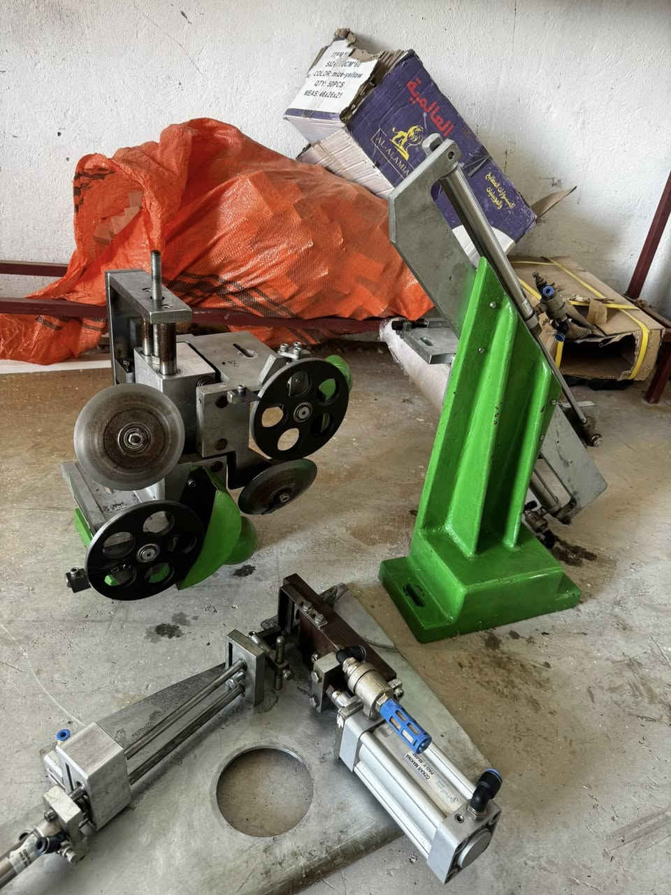 تم بعون الله إنجاز صيانة كاملة🔧
 لإحدى المكاين في خان بني سعد 💎
فحص، تصليح، تبديل القطع اللازمة وتشغيل بكفاءة عالية ✅
الحمدلله على الثقة، ونسعى دائماً للشغل النظيف والدقيق.

للاستفسار أو أعمال الصيانة التواصل 
***********
***********
