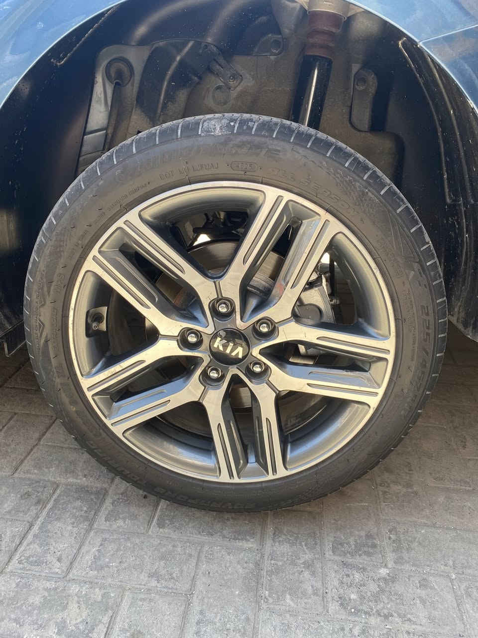 سلام عليكم ويل 17 اخو جديد مال فورتي موديل 24 وتايرات نص عمر ول عداله 100‎%‎ سعرهن 350 وبيهن مجال مكاني بغداد الشعب ***********
