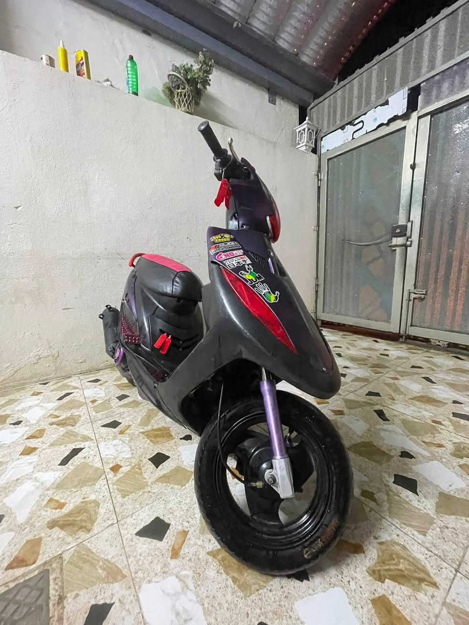 سلام عليكم ماكس عدله للبيع دراجه مكينه 55 شلعه معدل شرط بطناش دك 120 اي عيب مابيه تايرات جدد وياله جدد مابيه نقص سعر 480وبي مجال ***********
