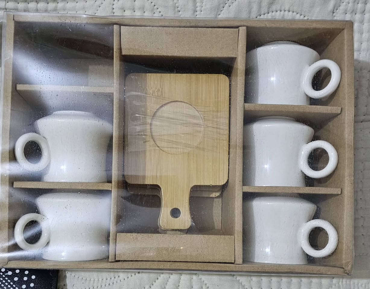 السلام عليكم مجموعة اغراض للرسم على الزجاج للبيع .السعر المجوعة كاملة ب٨٥ الف مع التوصيل


**إذا كنت صاحب هذا الإعلان وتريد حذفه لأي سبب، رجاءا أرسل رسالة إلى الدعم الفني**