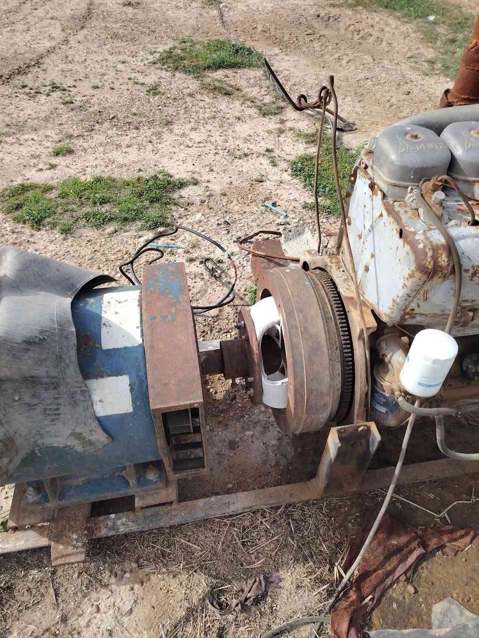 مولد للبيع دويز مكينه نضيفه راس ٥٠ كيفي مكانه النباعي ***********
