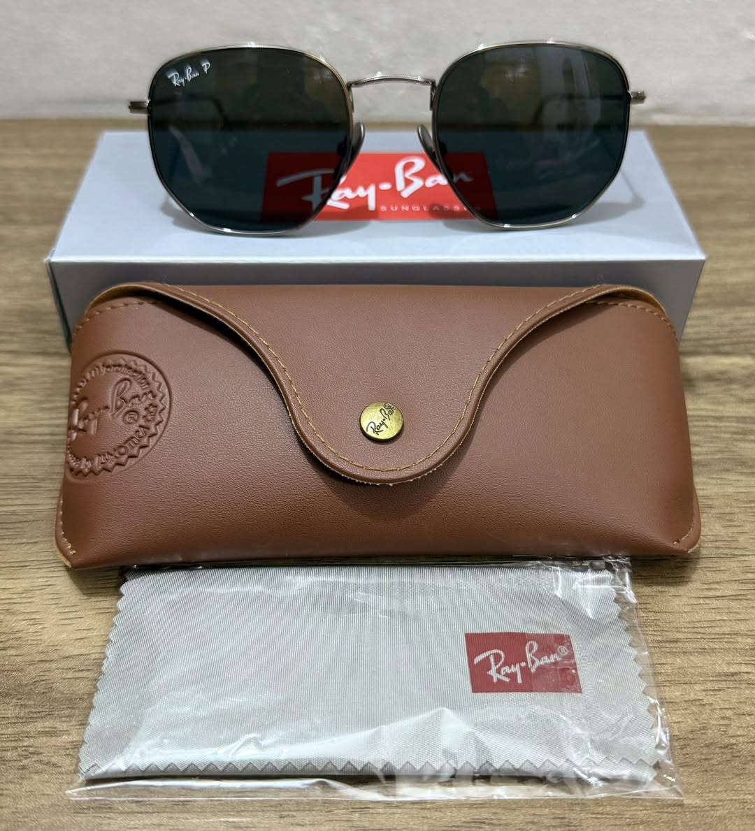 نظارات ريبان تيتانيوم طلاء فضي اصلي  ( وكالة شرط) صدار 2025 ، نظاره فول موصفات مـن ناحية ولبس طـبـعاً ، سعر خاص .
ويمكنك عمل متابعة ليصلك كل جديد 🔴


**إذا كنت صاحب هذا الإعلان وتريد حذفه لأي سبب، رجاءا أرسل رسالة إلى الدعم الفني**