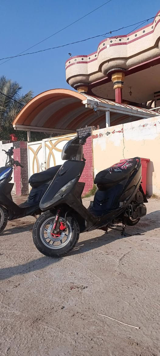 السلام وعليكم ماكس عدله للبيع مكينه 55 دراجه شغاله نص هندر كهربائيات كلها شغاله العنوان الاسكندريه السعر 350 وبيها مجال ***********
