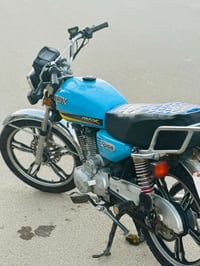 للبيع موديل ٢٣اوراق نواقص بسيطه السعر ٦٠٠وبيها مجال بسيط.    الاتصال 0...