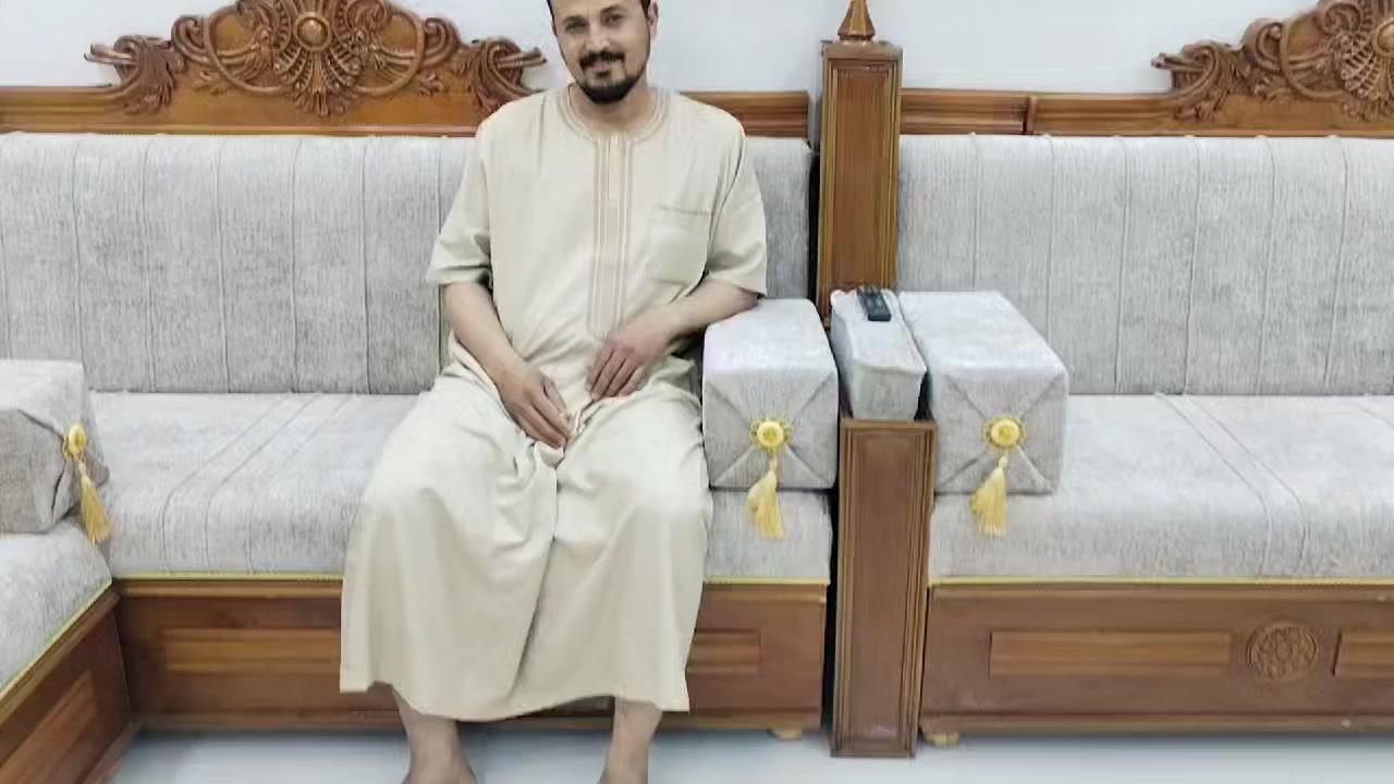 بفضل الله تعالى هذ الديوان الصاج وآلزان المصري والخشب الروسي ومن افضل انواع 🌹الاسفنج هاي اكستره ومن اجواد الاقمشة التركي ضمان 10 سنوات إلى دار الأخ الاستاذ نعيم الحاج عبدالله عبيد الجياشي الدار العامره بأهله ان شاء الله تلفون 🌹*********** واتساب🌹 العنوان الديوانية الحمزه الشرقي شارع 🌹ال مرسول مجاور مشروع الماء نعمل كافة الموديلات الصاج وآلزان الروماني المصري والمودرين @إشارة
