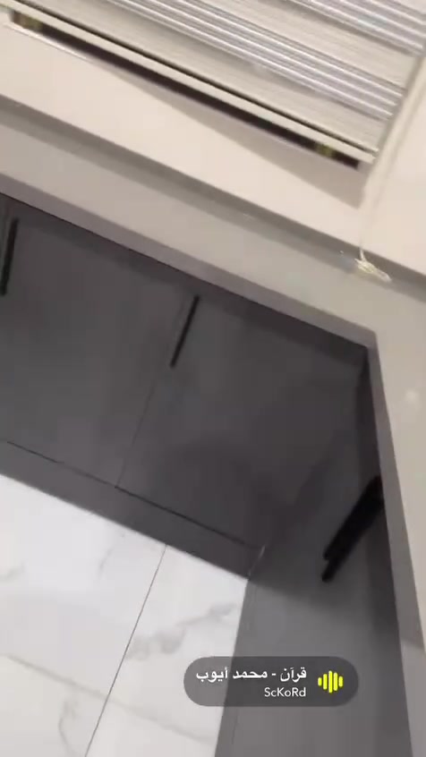 مرحبا  عندي كاونتر جديد مصار   سنه من سويته بمليونين داخل المنيوم و خارج خشب تركي ثقيل و مرمر طبيعي عارضته بمليون ونص اتمنى محد يكسر بيه والله جديد


**إذا كنت صاحب هذا الإعلان وتريد حذفه لأي سبب، رجاءا أرسل رسالة إلى الدعم الفني**