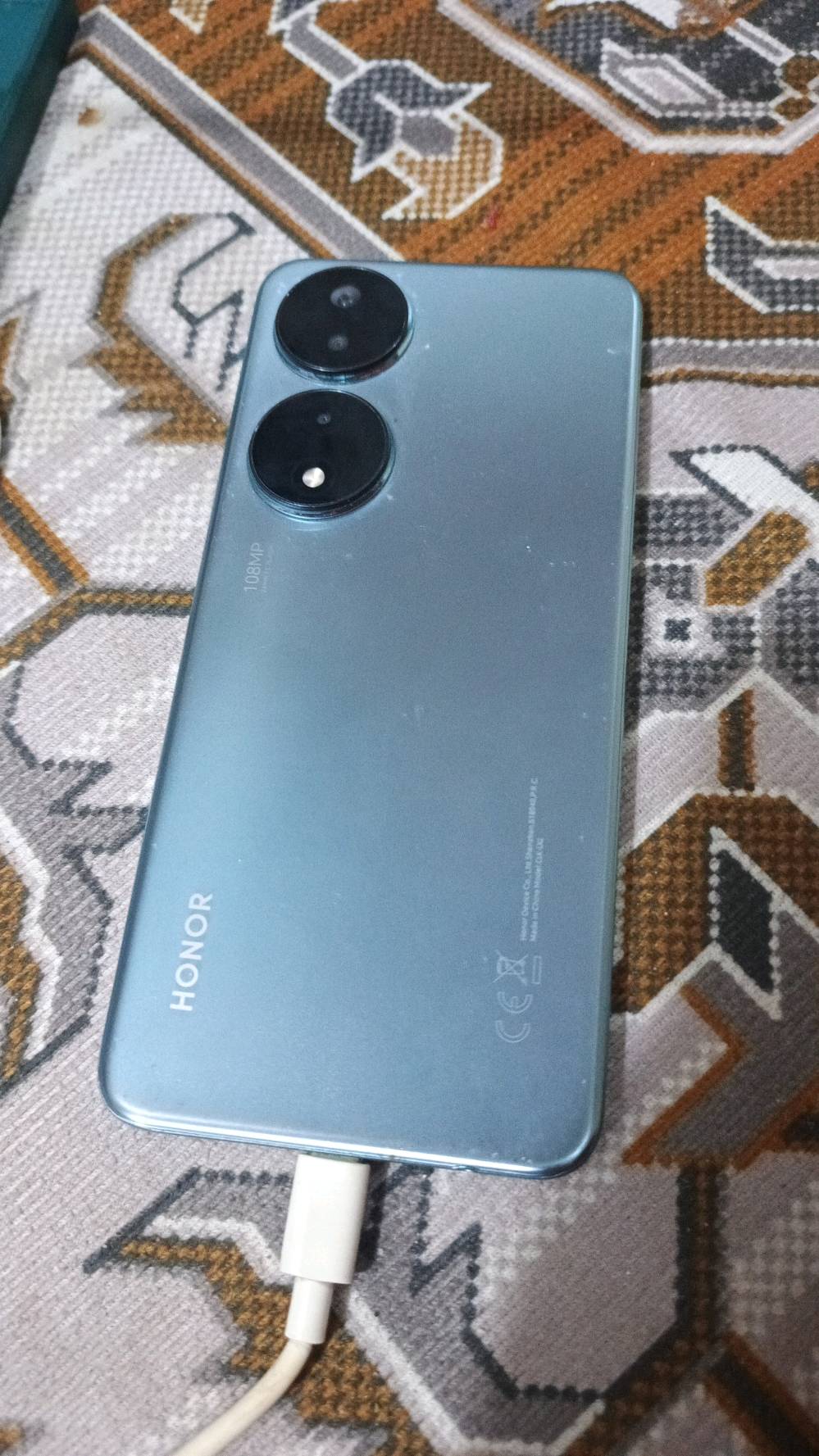 شباب راسلوني على واتساب توصيل ماكو العنوان بغداد الشعب يم سما بعداد المحطه