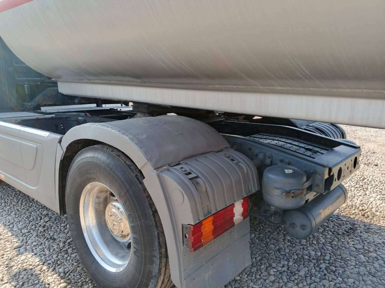 اكتروس دمعه للبيع رقم نينوى موديل 2008 حجم 1844 فول مواصفات رتايدر ادبلو صوفاج تبريد كلج تانكي شاكر موديل 2015 طوناج وجي بي اس طخم تاير وطخم ويل كروم كفاله عامه محور قصير عنوان موصل 
استفسار اخر 
***********
***********
