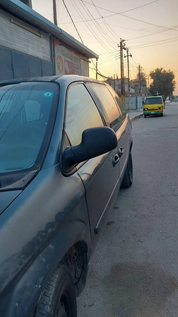 السلام عليكم

دوج كرفان 2006 رقم بغداد  باسمي  تحويل ثاني يوم شاصي طويل قطعه وحده تبريد
جراد بيه البنيد والقماره كير سليم المحرك بي كازكيت سياره شغاله ما خابطت

للتواصل
***********
