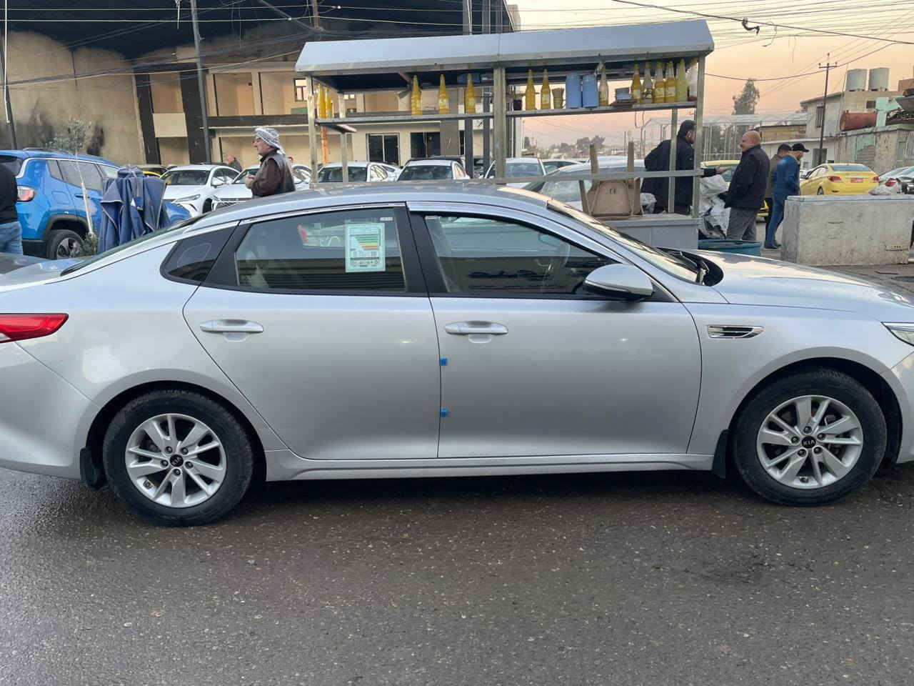 كيا اوبتمه k5 موديل 2018 سياره جاهزه من كل شي تبريد قطعتين تدفئه كشنات جلت صاحب الشرعي بلموصل كابون بانزين محرك 20 دوش السعر 155 بيها مجال قليل للاستفسار ***********
