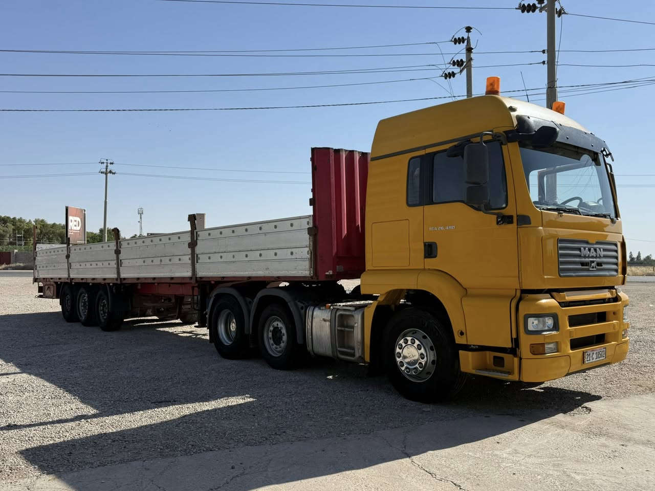 مان تيكه للبيع
مان سنگل امامي 2005 حجم 480 مكينه فل سنويه جديد  2028 كير اوتوماتيك مربوط فلات تك تاير بسمي كير ومحرك شرط  سعر 220 $ وبي مجال للشراي
***********
