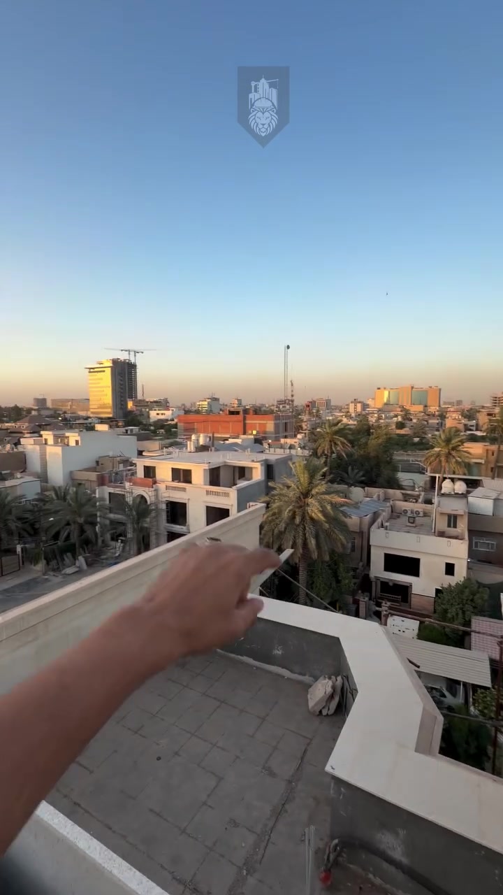 🏡 دار للبيع – الجادرية قرب شارع الجامعة

📍 الموقع: الجادرية – قرب شارع الجامعة
📐 المساحة: 154م
📏 الواجهة: 7م
📏 النزال: 22م

✅ 4 طوابق
✅ سرداب بمساحة الدار بالكامل
✅ بناء حديث 2026
✅ جاهز من الداخل
✅ باقي تفاصيل بسيطة فقط
✅ مجهز سبالت بالكامل
✅ مصعد

فرصة مميزة للسكن أو الاستثمار بموقع راقي ومطلوب 🔥

مكتب القسورة للاستثمار وتطوير العقاري

📞 للاستفسار:
***********
***********

 #الداودي #المنصور #لايك #14_رمضان #تصعيد #استثمار #عقارات_بغداد #القسورة_للعقار #سيدية #مستثمرين #العظمية #بغداد #عقارات #دورة
