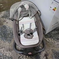 عربانة اطفال45 كاروك هزاز كهرباء وشحن شغال مستخدمات شي قليل 25 0771513...