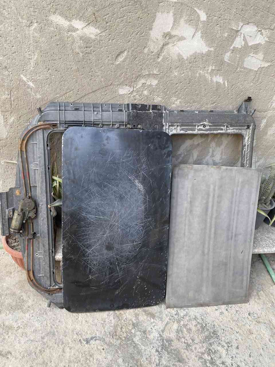 سلام عليكم
سلايت 525 شغال هوة والماطور كامل بي كسر بس بل ليط مثل ماموضح بالصورة 
بغداد ابو غريب 
***********
