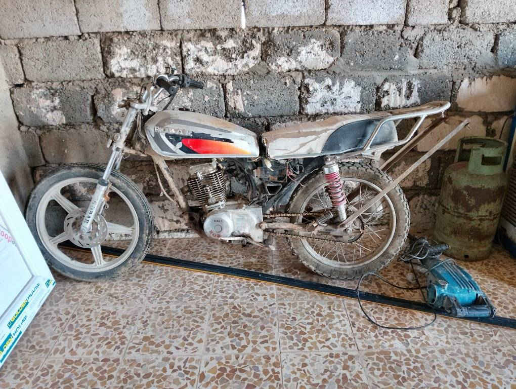 تايكر لل بيع 5كير محرك كايم السعر 150 وبيه مجال مكاني ايمن 
***********
