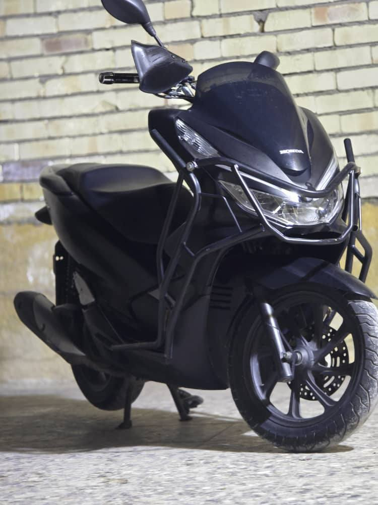 شباب بي سي اكس الجيل الثالث . ماشيه 68 الف وارد كوري مكينه 125cc
السعر خاص 
مكاني مدينه الصدر.. ***********
