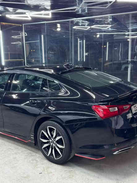 السلام عليكم …..
ماليبو 2022 RS
كلين تايتل 
مكينة  4 سلندر 1.500T
رقم اربيل 
السيارة ماشية 60mi
مواصفات السيارة !!
دخول ذكي
تشغيل ذكي 
تشغيل عن بعد 
سايد بريك بصمة 
حساسات اماميه وخلفيه 
نقطه عمياء 
تحكم ستيرن جهتين 
مثبت سرعه
شاشة ايباد تدعم ابل كاربلي واندرويد اوتو
كامرة خلفية 
سبايدر خلفي 
ويل كب رياضي 
كشن السائق كهربائي

الاضافات 
كت رياضي كامل 
سبويلر جامة خلفية 
لحية امامية 
زعانف جانبيه 
عازل حراري للجام كلة
لايت زنون عالي ناصي 

حادث السيارة /  بدون صبغ بدون تبديل  
دعامية مبدلة وبراكيت امامي وبجاملغ الايمن بيها طخة ممصلحة عل كد اصبع ترجع بارد هذا حادث امريكا 
وبارد بباب السايق ودحجة بلعتبه اليمنة بالعراق

مكلف بالنشر 
الاستفسار  ***********
