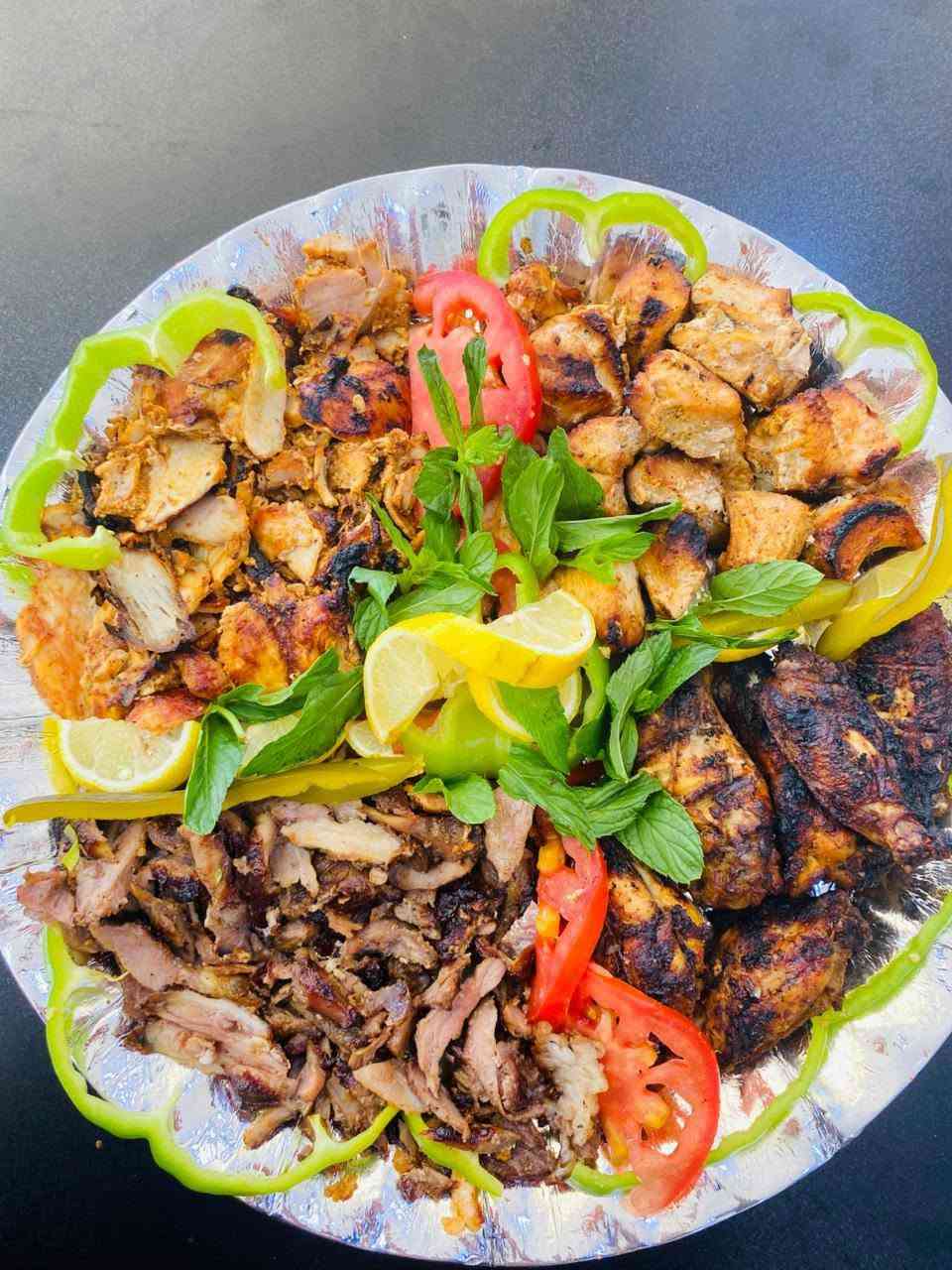 🔥 صينية المشكلة 🔥
🍗 كص دجاج
🍢 تكة دجاج
🍖 أجنحة
🥩 كص لحم
فقط بـ 18,000 د.ع 😍
📞 ***********
🚚 توصيل لجميع مناطق أبو غريب
🎁 الشهداء توصيل مجانًا
