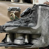 لايت تندر.ا ٢٠٢٣ فول. مكسور  بيه عدسات  بيه محولة  ٠٧٧٠٧٨٣٦٨٢٣ اتصل وت...