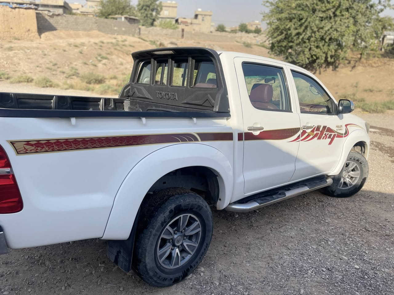 مەرزیە مۆدێل 2013 زۆرخەێنە بێ سوبغە هیچی نیە
***********
***********
