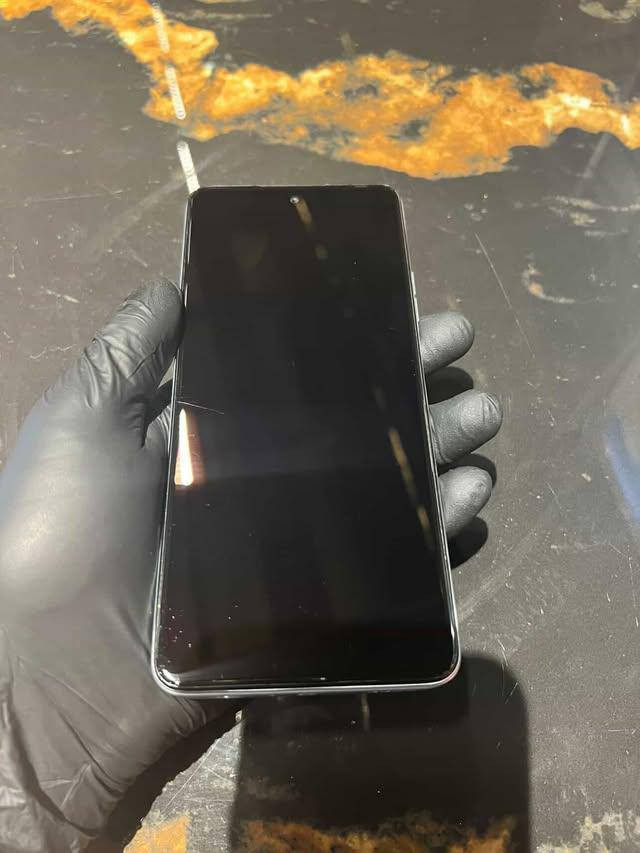 جهاز TECNO POVA 3
امراوس ويه ايفون من ال 11 عادي ونته صاعد وعندي فرق رقمي ***********
