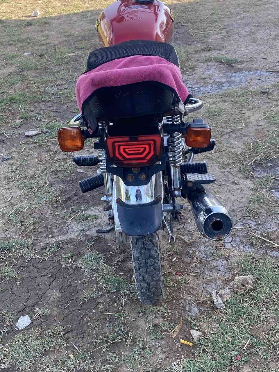 سلام عليكم. تايكر سونك للبيع موديل ٢٣كفاله عامه يعني من لويل للويل مكفوله لا تكلي شبيه ما بيه دراجه ما نقصه اي شي كهربائيات كله شغاله محرك ما مفتوح بيه برغي اتنقر تنقر صالنصه طرب تايرات جدد مكاني صويره سعر 575الرقم ***********ما عندك رصيد بس رمش
