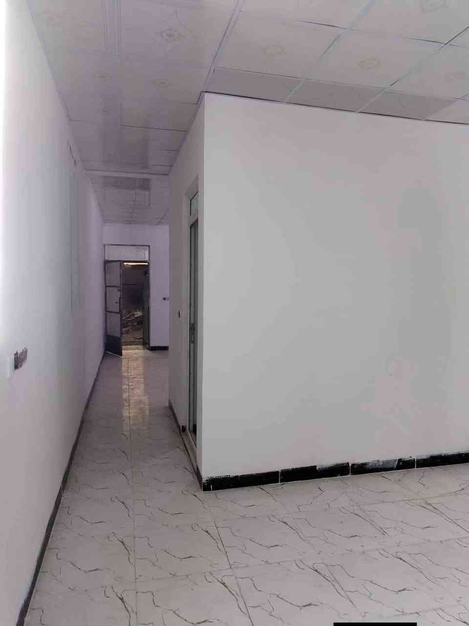 بيت ١٠٠ متر رقم للبيع
غرفة نوم ومطبخ واستقبال وصحيات
بيت فول سيراميك سقف ثانوي
العنوان كركوك ١٦ اب مقابيل مجمع لؤلؤة
السعر٣٢ مليون وبي مجال
للمزيد اتصل
بالرقم
***********
