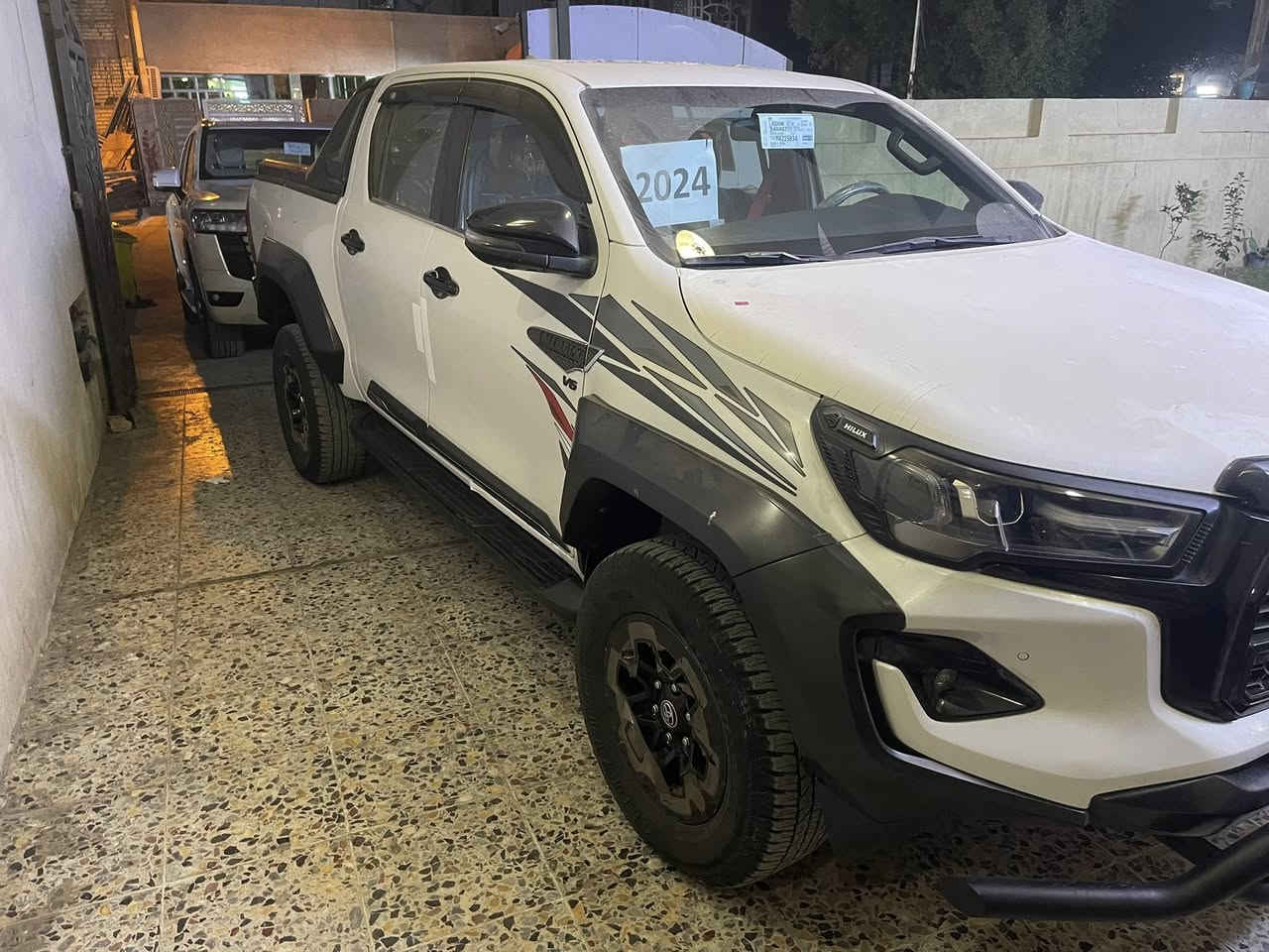 السلام عليكم بيكم هايلوكس جي ار 2024  سيد نهرو فول مواصفات ماشي ٣٢ الف بأسمي سنويه وارقام جديده سته سلندر كامرات محيطيه 360 درجه رادار كشن كهرباء شفتات بل ستيرن زنون اقتصاد بانزين كفاله عامة من الصبغ بيها قطع بارد فقط موضح بالسنور تكحيل بس بالبارد  البنيد والجاملغ  مرخه براغيه لان بيها بارد البارد تدفئة وتبريد خلفيه ويل كروم تحديد مسار ومثبت سرعه  بم نفخ اطارات مكينه وكير كفاله تخم تاير جديد مابيها اي نقص نعمه من الرحمان
  مكان السيارة بغداد البلديات 
السعر 390 وبيها مجال للشراي يتدلل فقط بيع بدون مراوس 
اقراء التفاصيل قبل الاتصال 
الرقم : ***********
