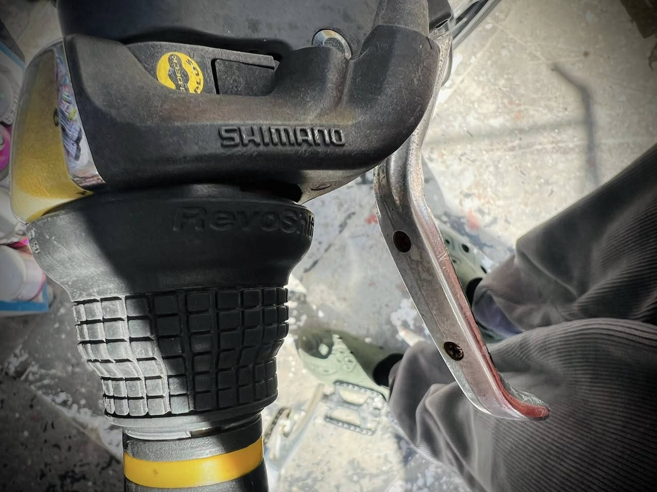 سلام عليكم شباب عندي هذا بايسكل ياباني اصلي الحجم 26 المنيوم بل كامل ختم واحد شيمانو نضيف جداً السعر 110 وبي مجال ان شاءالله العنوان بغداد


**إذا كنت صاحب هذا الإعلان وتريد حذفه لأي سبب، رجاءا أرسل رسالة إلى الدعم الفني**