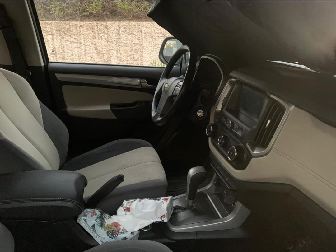 تريلر بلايزر 2018 
خليجي وكالة المنصور
بدون حادث 
٧ راكب 
٣٦٠٠
تبريد ٣ قطع ثلج 
ماشبة ٨٣ الف كيلو نضيفه جداااا

السعر 160 بيها مجال حك الجيه 

للتواصل ***********
