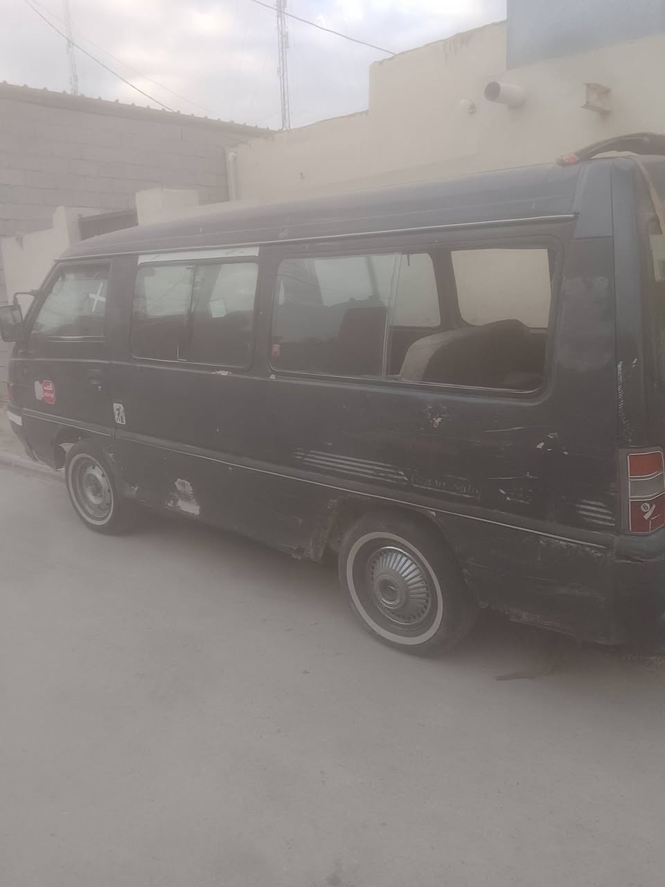 سلام عليكم هوندا موديل 92
سنويه عضم عاج 11ركاب مكينه خير من الله 
كير هم رقم لماني بغداد مكان بغداد حسينية معامل 
سعرها 18ورقه رقم الهاتف***********
