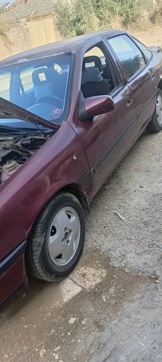 السلام عليكم 
فيكترا موديل 92 ماروني مكينه جديده 1800نضيفه وجاهزة السعر 25وبيها مجال رقم نجف سنويه ما ساقطة تخم تاير الجمعه المضت شيديته بور ستيرن رقم ***********
