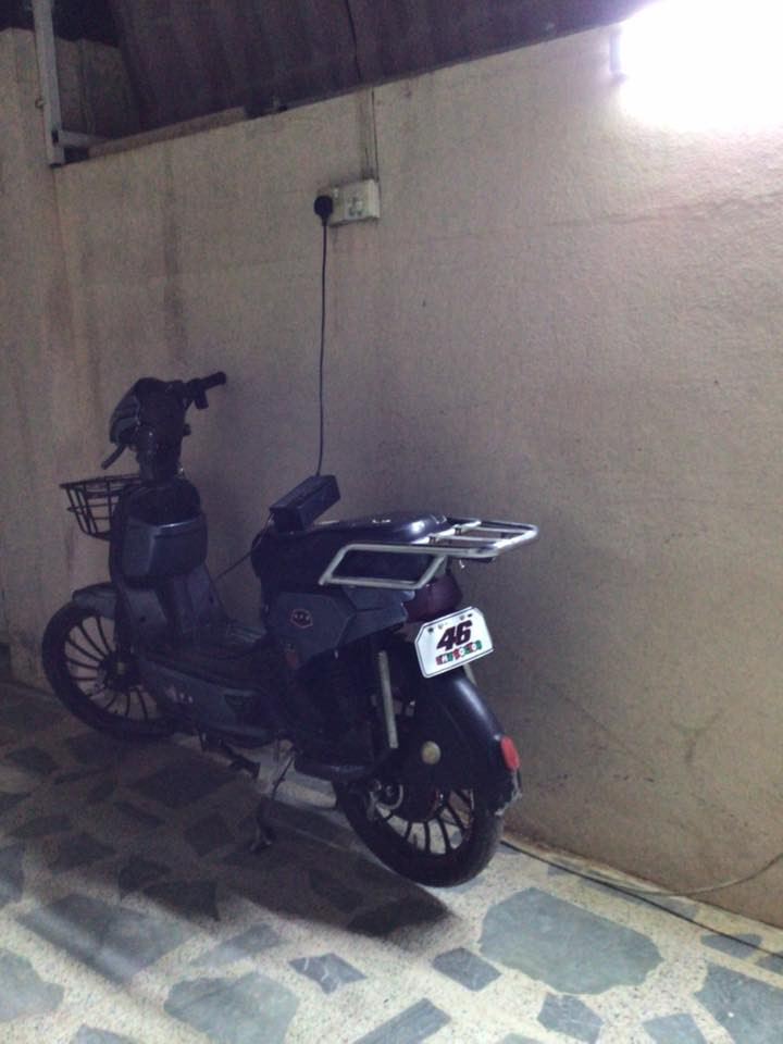 للبيع حجم 20خمس بطاريات تبل يمشي 45 نظيف مآبي ولا عطل كلو كامل سعرو 350 في الموصل في حي العربي يم الرقم ***********
