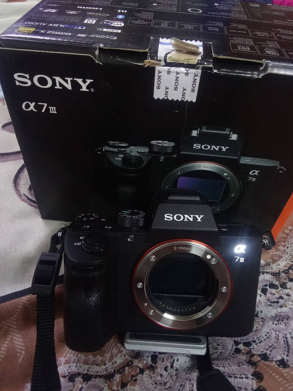 سوني a7iii
بدي فقط كامرة نظيفة الى درجة اكتبلي سعرك 
ع الخاص


**إذا كنت صاحب هذا الإعلان وتريد حذفه لأي سبب، رجاءا أرسل رسالة إلى الدعم الفني**
